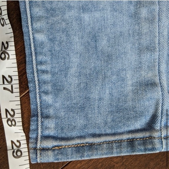 2/$20. Levi's high rise skinny jeans - Picture 4 of 6
